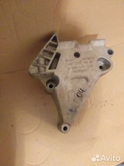 Кронштейн Skoda Octavia A5 шкода октавиа а5