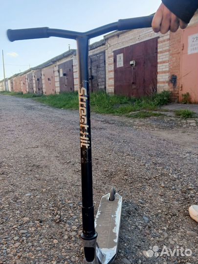 Трюковой самокат