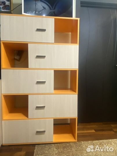 Письменный стол и стеллаж