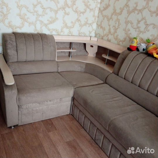 Продам угловой диван бу в хорошем состоянии