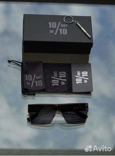 Солнцезащитные очки женские черные