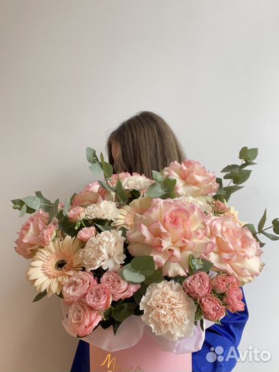 Букет в шляпной коробке