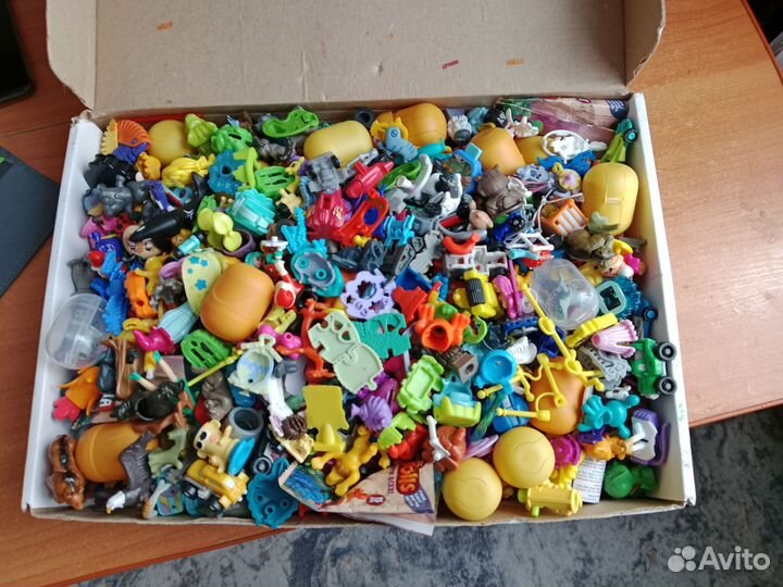 Игрушки из киндера