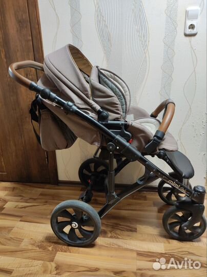 Прогулочная коляска tutis mimi style