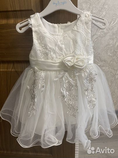 Платье праздничное