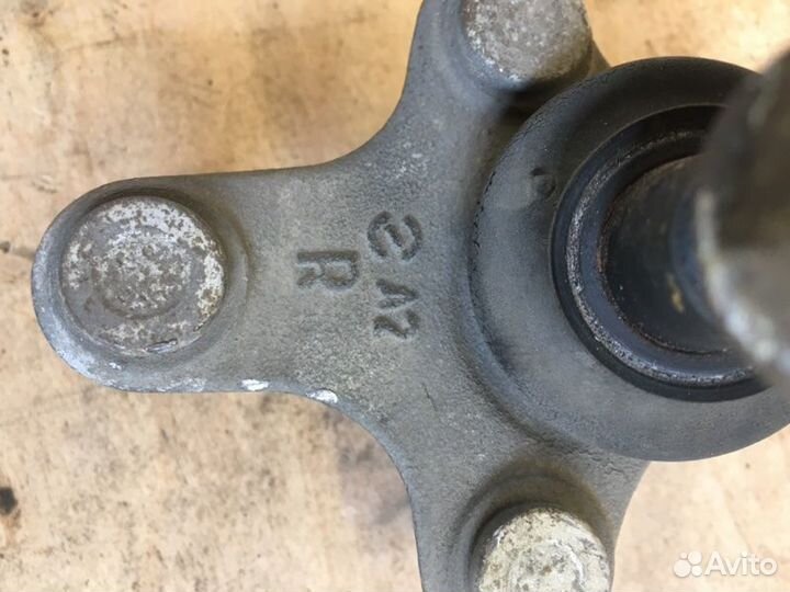 Шаровая опора правая Volkswagen Tiguan TIG cczd