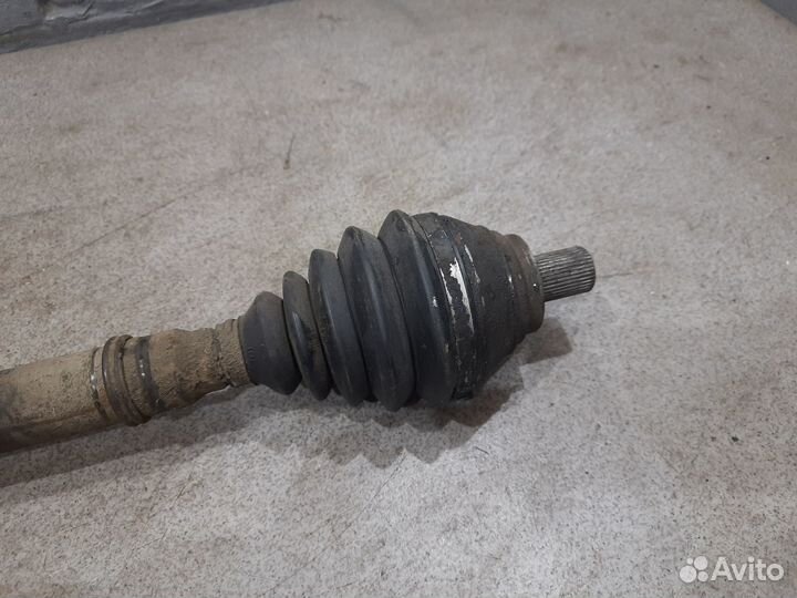 Правый привод в сборе для 1.8 CDA Skoda Octavia A5