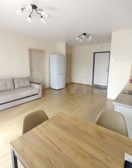 2-к. квартира, 43 м², 4/10 эт.