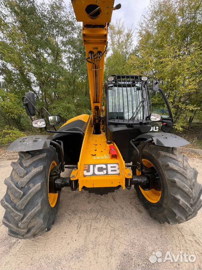 Телескопический погрузчик JCB LOADALL 531-70, 2021