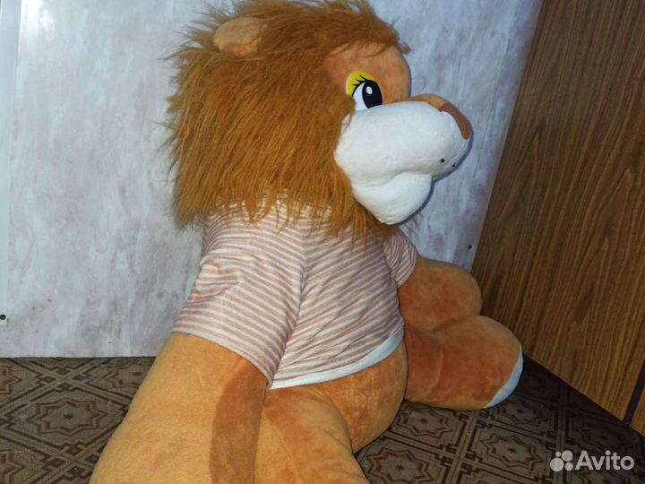 Большая мягкая игрушка Лев