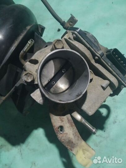 Впускной коллектор Toyota Rav4