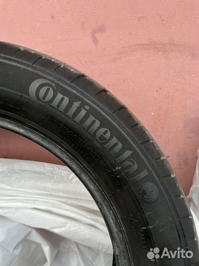 Continental ContiPremiumContact 2 215/55 R17