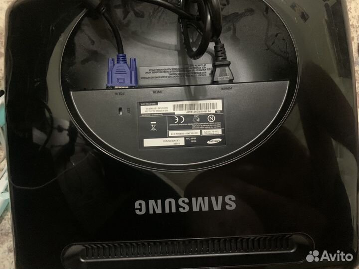 Монитор Sumsung 19 SyncMaster932BF