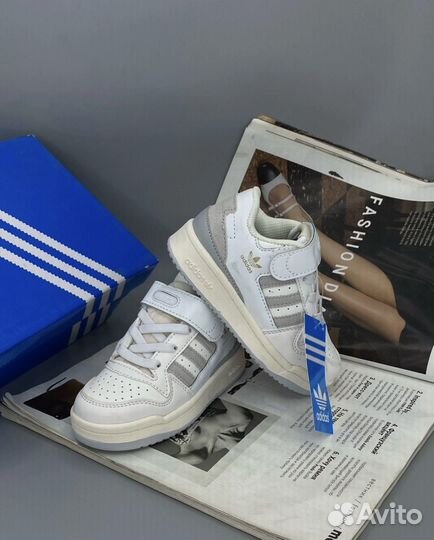 Кроссовки детские