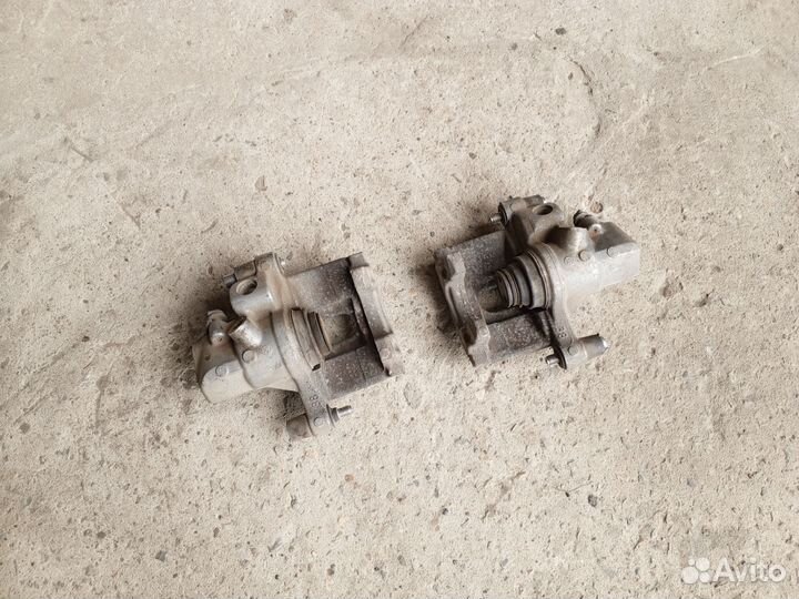 Суппорт тормозной задний Ford Focus 2 Ford Focus 3