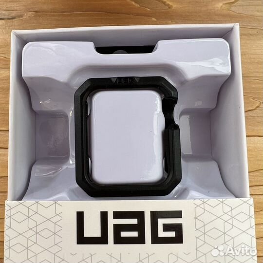 Защитный чехол UAG Watch 44/42mm