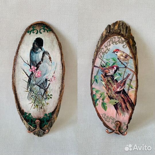 Вешалка настенная деревянная