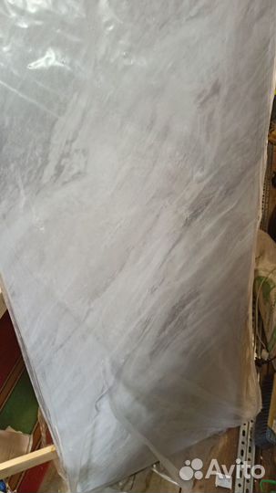 Остаток столешницы для кухни 1.37