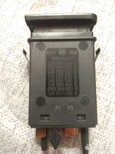 Кнопка обогрева заднего стекла Golf 4 Bora