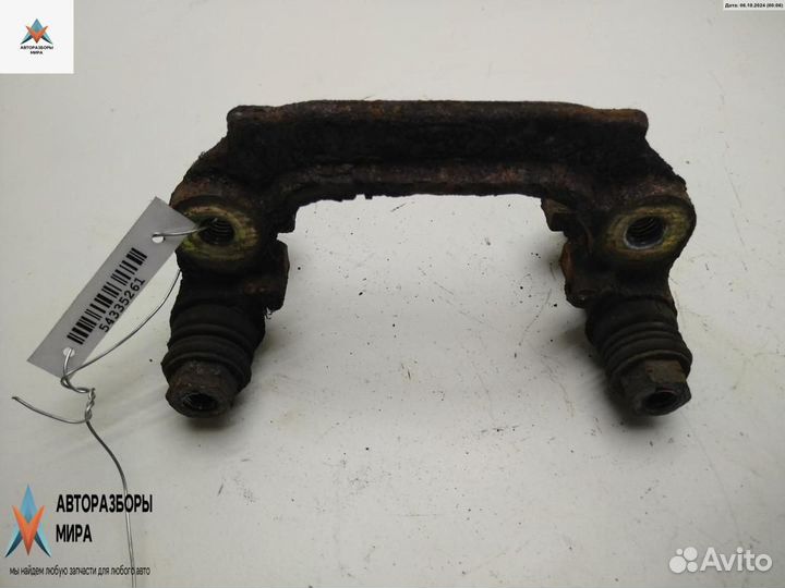 Скоба суппорта Ford Focus рест. 2002