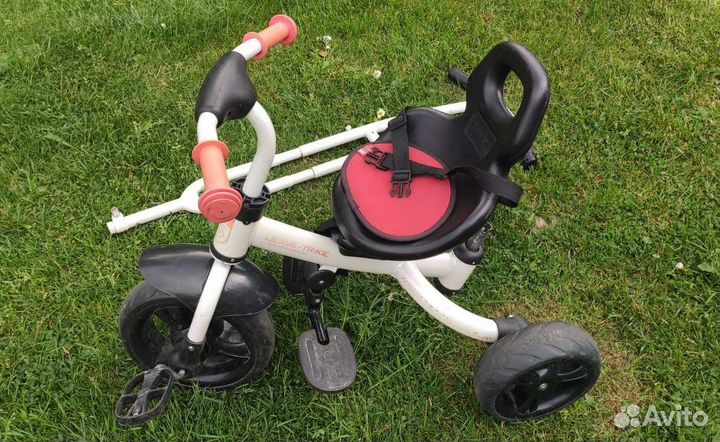 Детский трехколесный велосипед Lexus Trike белый