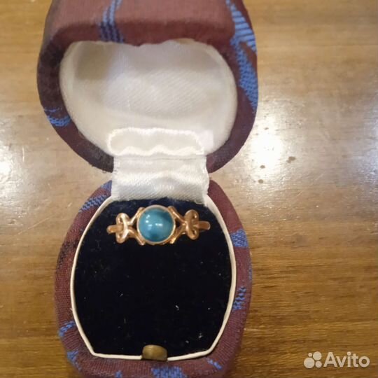 Женские украшения