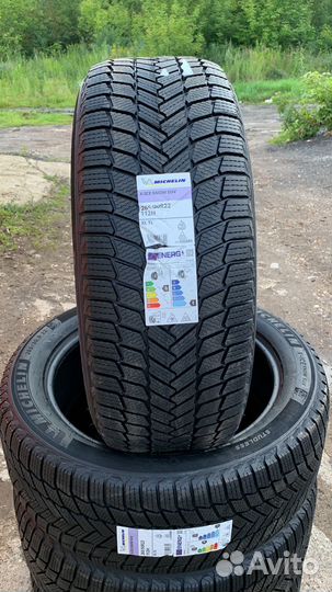 Michelin X-Ice Snow SUV 265/50 R22