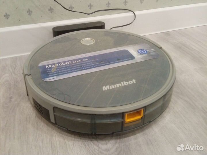 Робот пылесос
