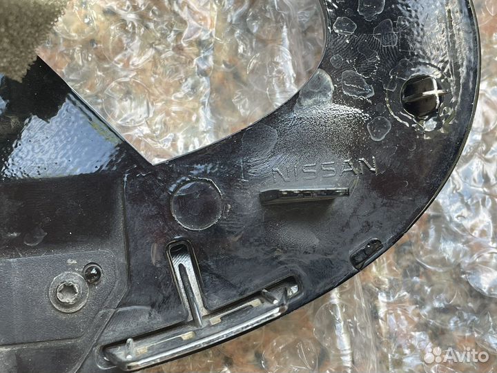 Infiniti QX60 JX35 L50 Эмблема с камерой