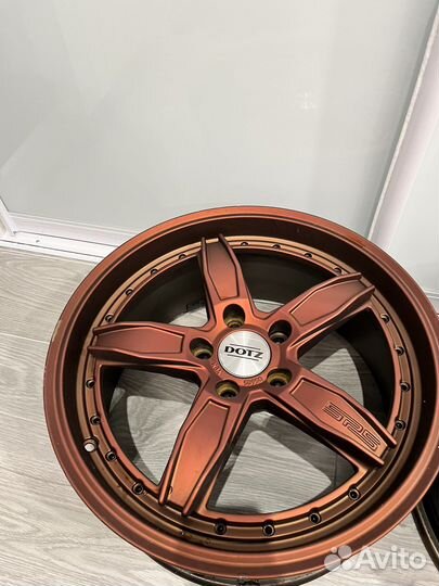 Литые диски Dotz SP5 R18 5x112 8 d72.6 ET35