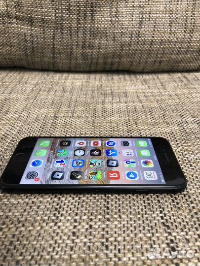 iPhone 7, 128 ГБ