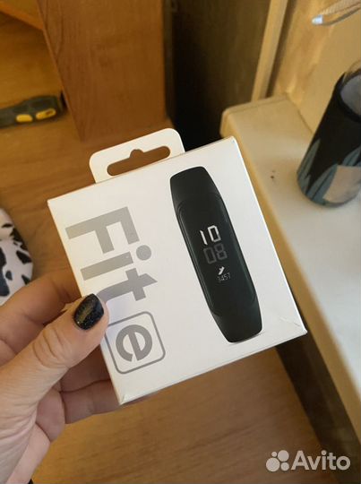 Фитнес браслет samsung fit(e)