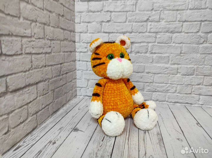 Вязанная игрушка, тигр плюшевый
