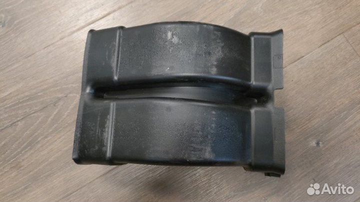 Воздуховод задний Bmw X5 3.0D E70 M57N2 2007