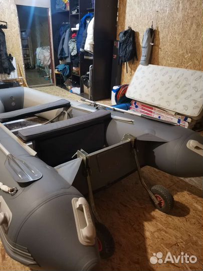 Лодка гладиатор 370