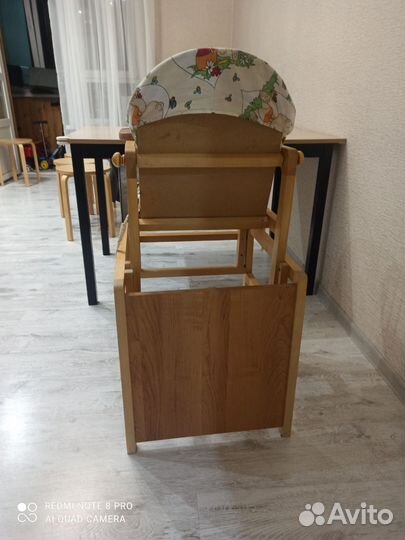 Детский стульчик для кормления