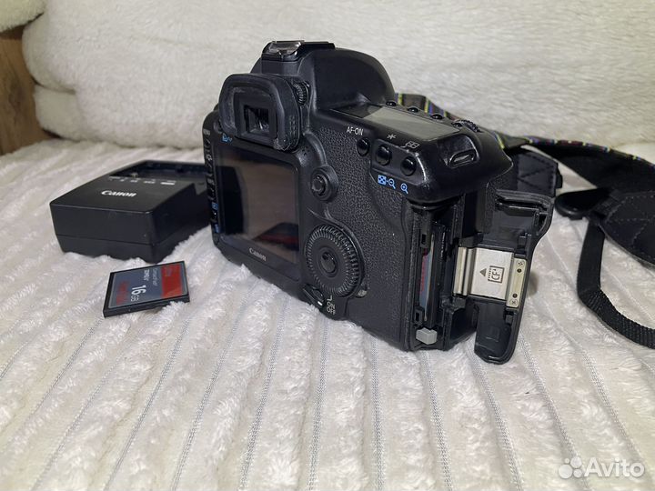 Фотоаппарат canon 5D mark ii