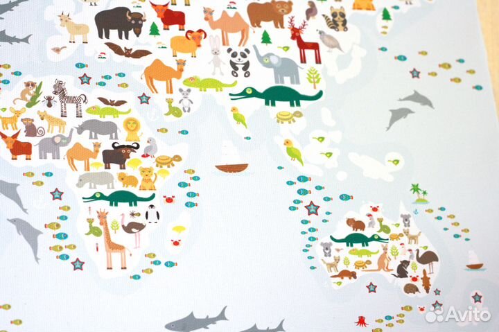 Детская Карта мира с животными на холсте