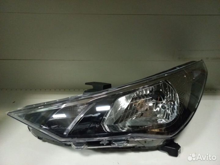 Фара левая Хендай Солярис 2020- галоген