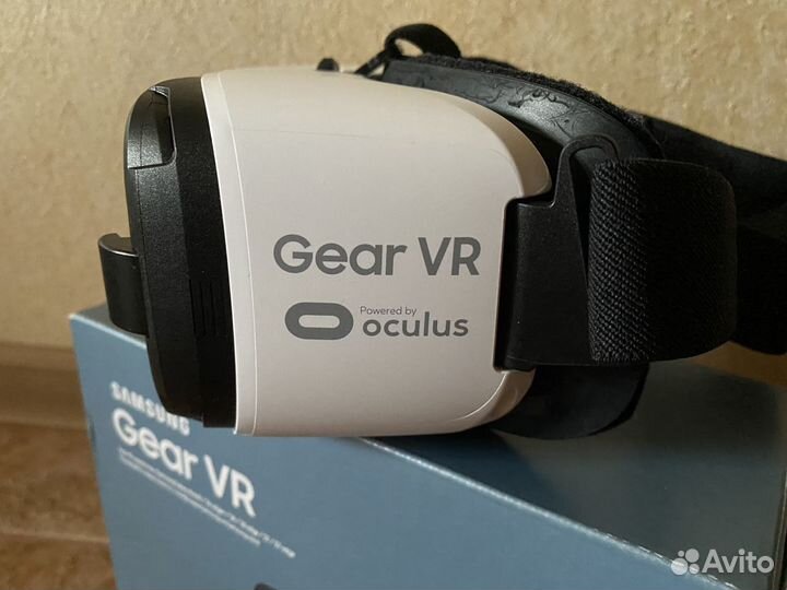Очки виртуальной реальности Samsung gear VR
