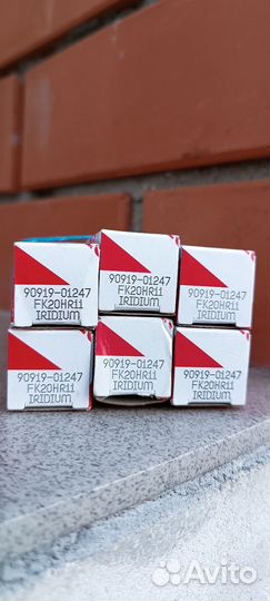 Иридевые свечи зажигания Denso FK20HR11(909101247)