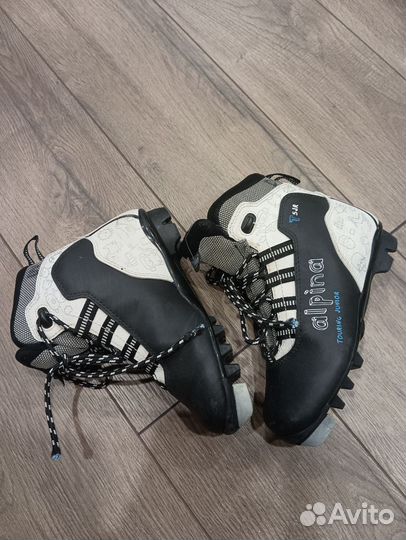Лыжные ботинки alpina