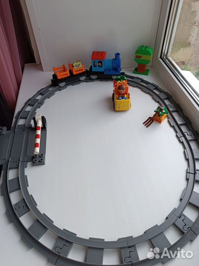 Lego duplo поезд 10810