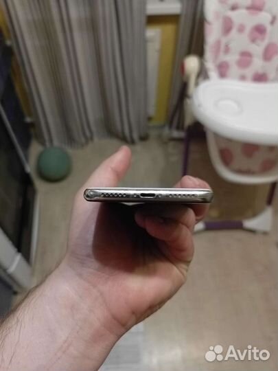 iPhone X, 64 ГБ
