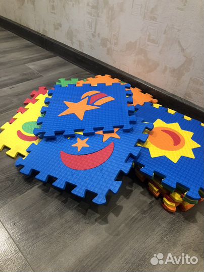 Детский развивающий коврик