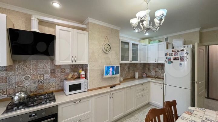 3-к. квартира, 81,2 м², 5/9 эт.
