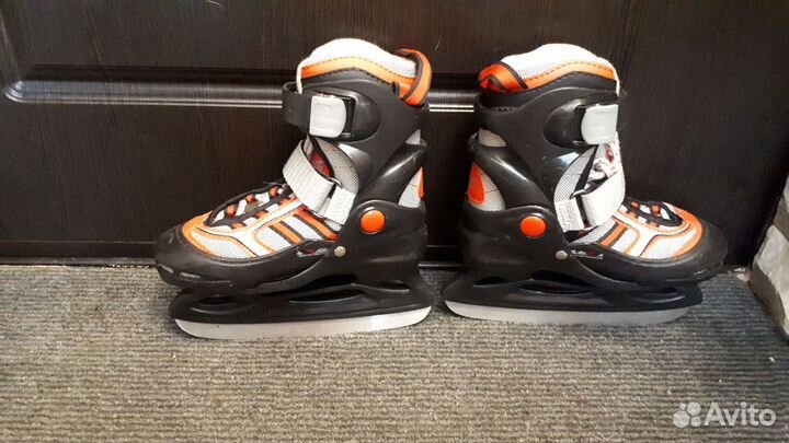 Продам детские коньки