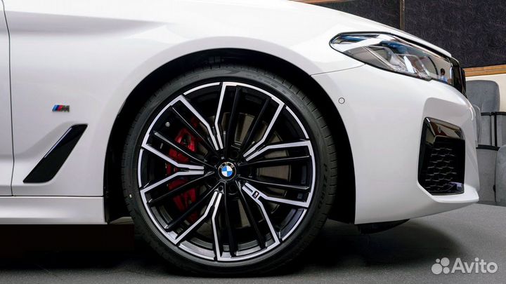 Новые диски на BMW 846M R19 5x120