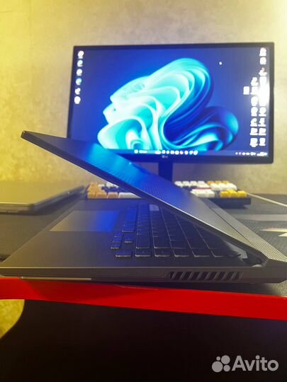 Asus ROG Strix G15 G513 (RTX 3050Ti,Ryzen 7 5800H)