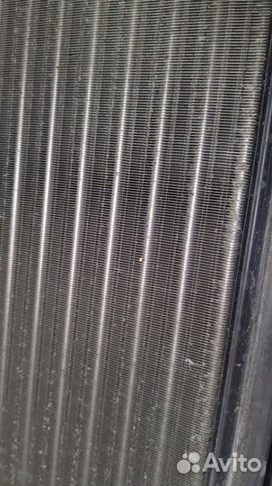 Радиатор охлаждения двигателя BMW 3 E36, 1992